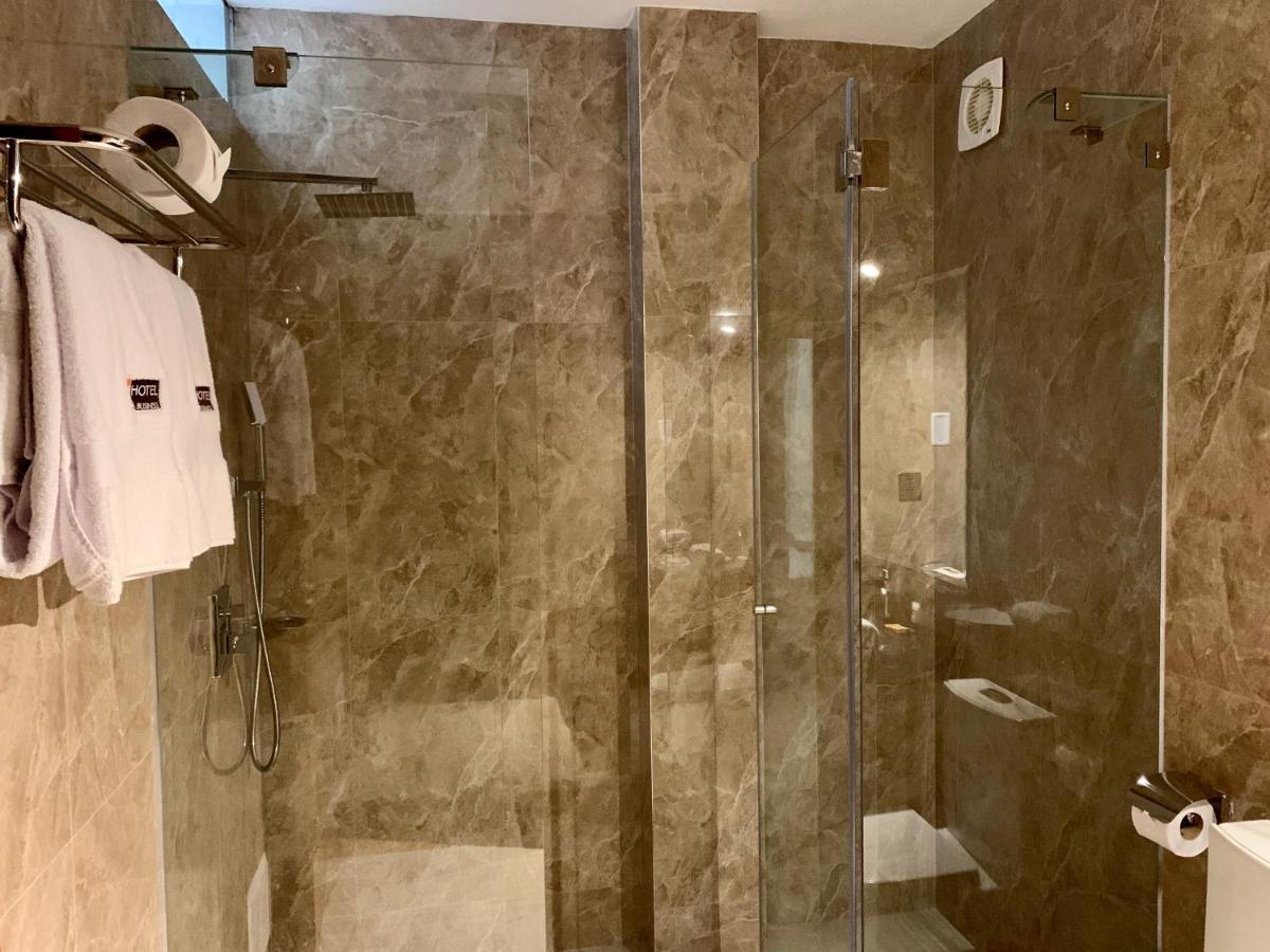 Sm Hotel Plus Lima Luaran gambar