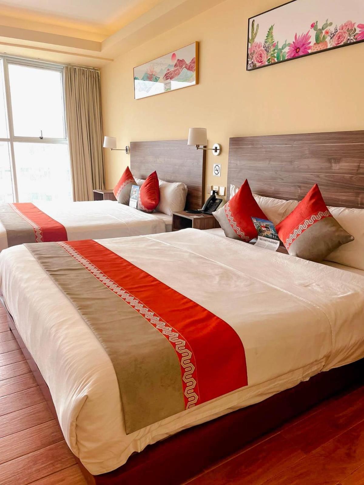 Sm Hotel Plus Lima Luaran gambar