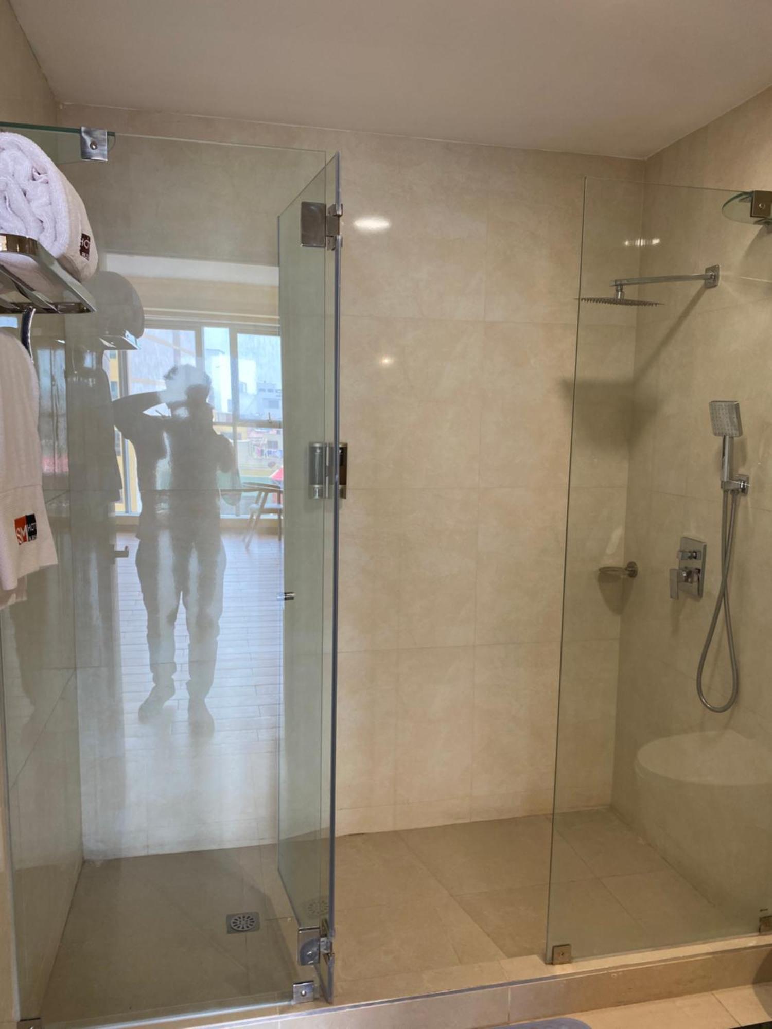 Sm Hotel Plus Lima Luaran gambar