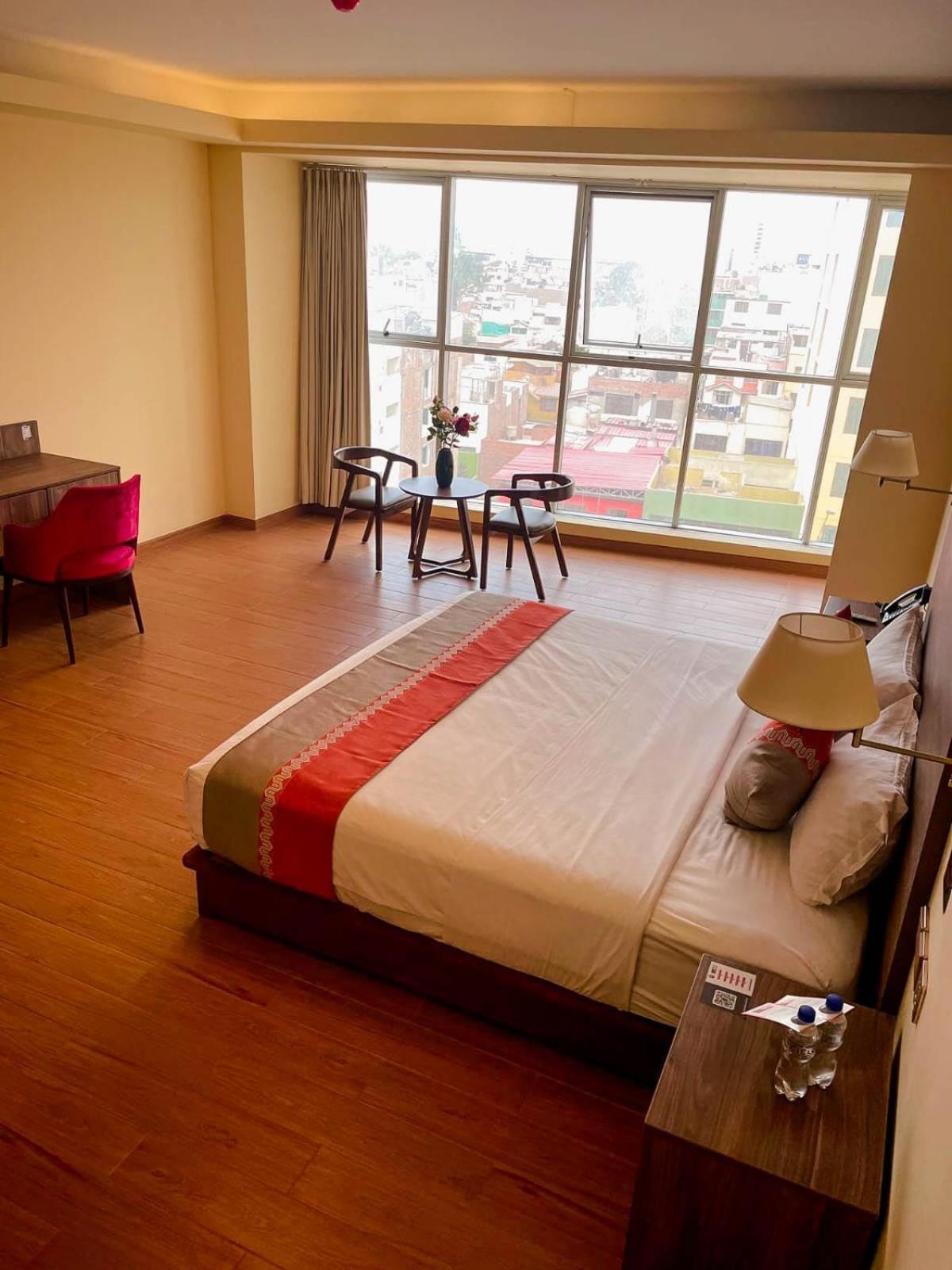 Sm Hotel Plus Lima Luaran gambar